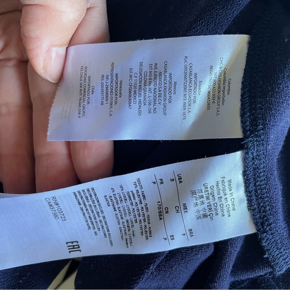 Nice Armani Exchange singlet - Picture 7 of 7